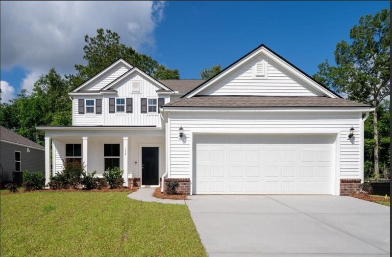 154 Royal Cainhoy Way