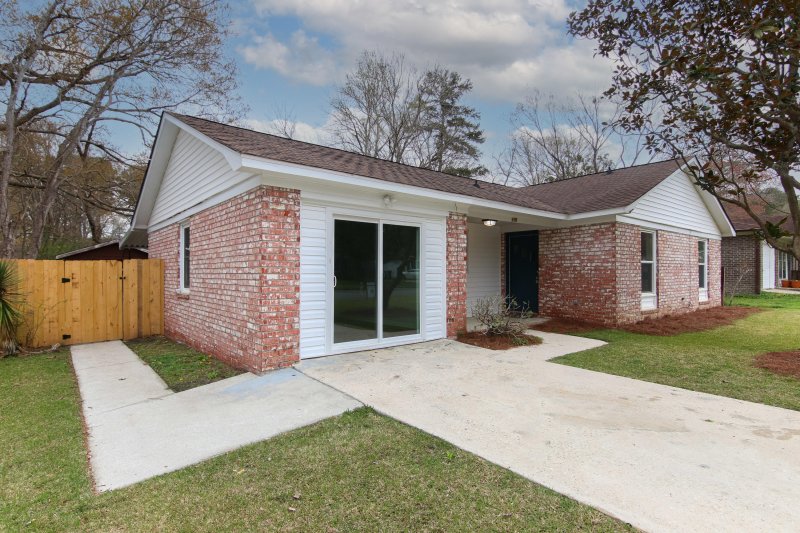 Property image 2 at 115 Waring Road, Summerville, SC 29485