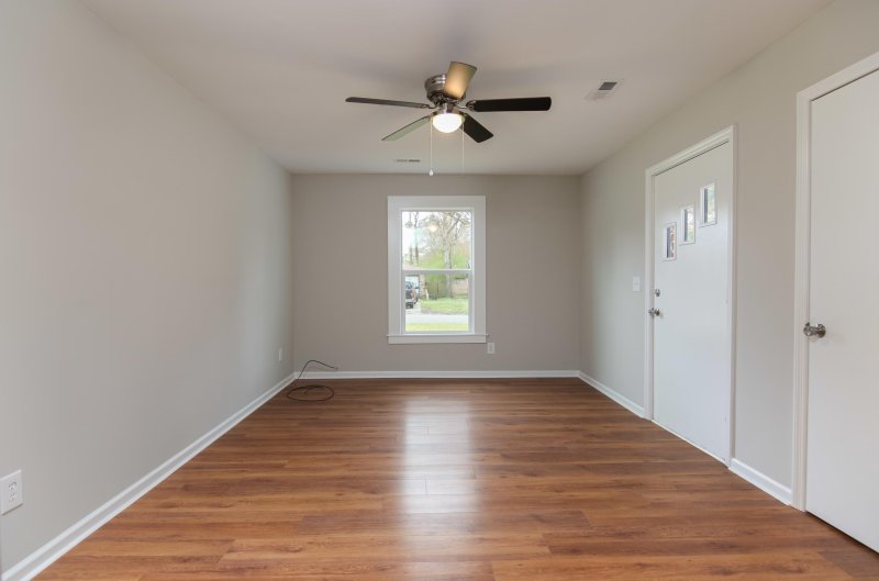 Property image 4 at 115 Waring Road, Summerville, SC 29485