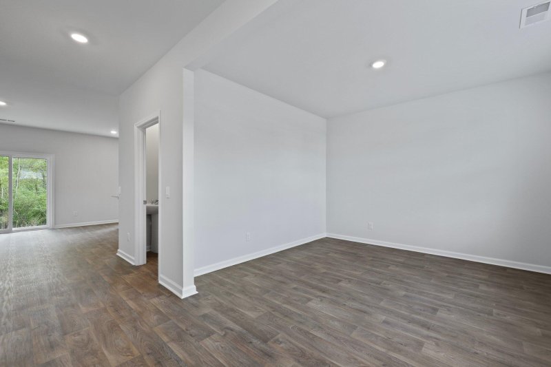 Property image 2 of 403 Peachwood Lane in Lakeview at Kitfield, Moncks Corner, SC 29461