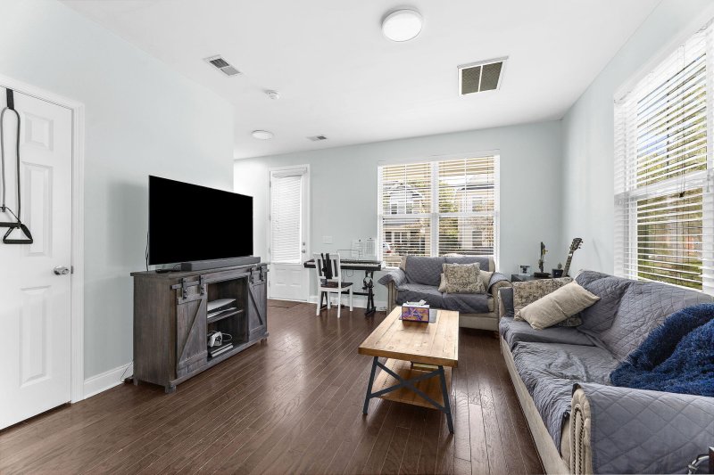 Property image 3 of 5158 E Liberty Park Circle in Oak Terrace Preserve, North Charleston, SC 29405