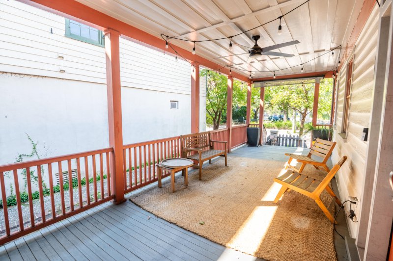 Property image 2 of 266 Ashley Avenue in Elliotborough, Charleston, SC 29403