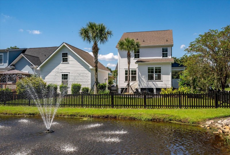 Property image 3 of 1195 Quick Rabbit Loop in Hunt Club, Charleston, SC 29414
