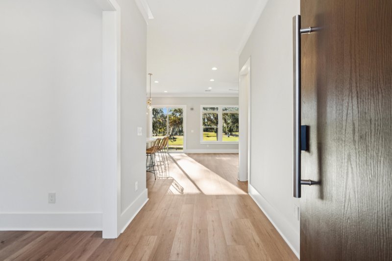 Property image 4 of 443 Carol Street in Woodland Shores, Charleston, SC 29412