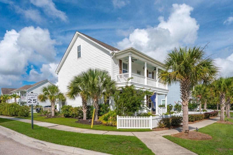 Property image 3 of 3381 Stockdale Street in Park West, Mount Pleasant, SC 29466