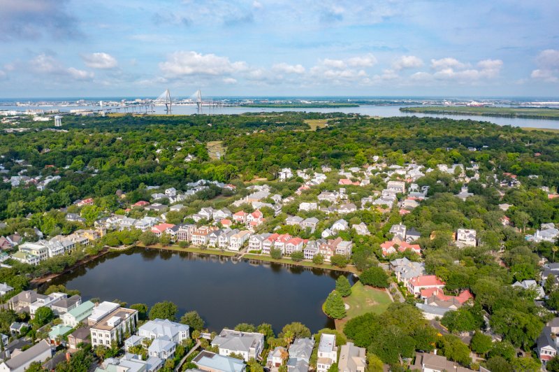 Property image 2 of 22 Fernandina Street in Ion, Mount Pleasant, SC 29464