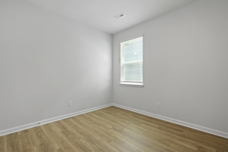 Property image 4 of 1072 Forrest Creek Drive in Pineview North, Summerville, SC 29483