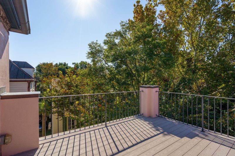 Property image 5 of 10 Catfiddle Street in Cannonborough-Elliotborough, Charleston, SC 29403