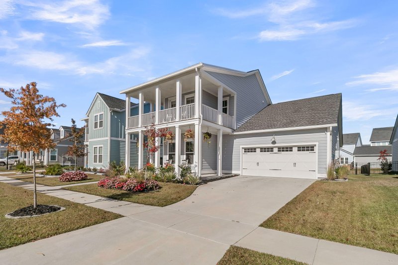 Property image 2 of 188 Denham Street in Carnes Crossroads, Summerville, SC 29486