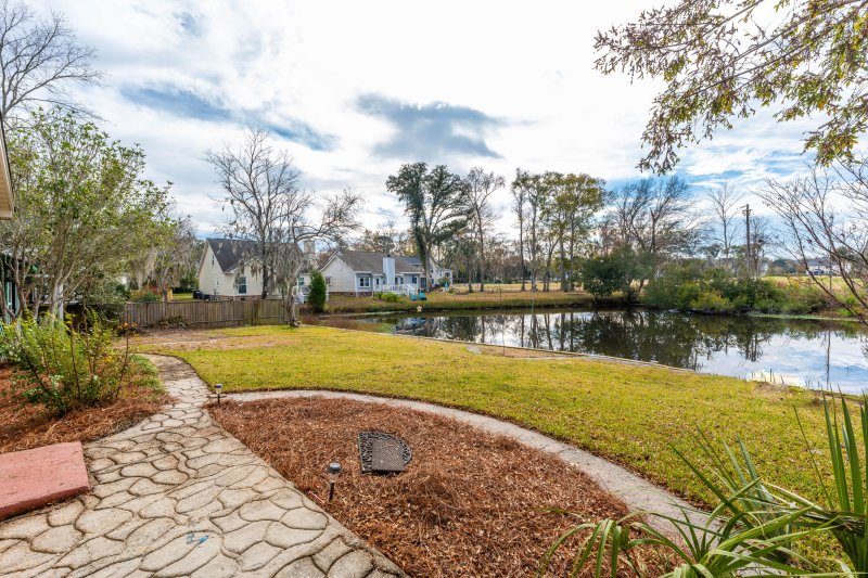 Property image 5 at 3 Stutz Court, Charleston, SC 29414