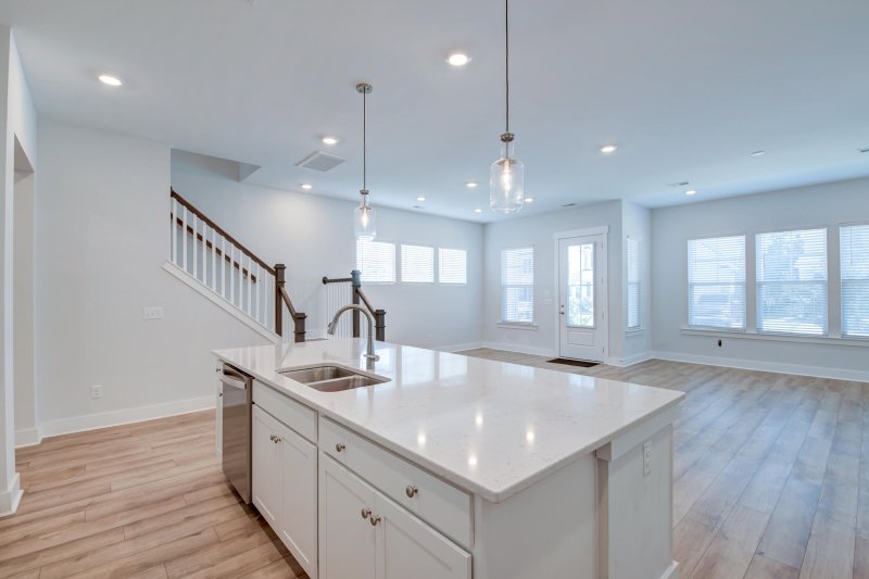 Property image 5 of 125 Trumpet Vine Drive in The Ponds, Summerville, SC 29483