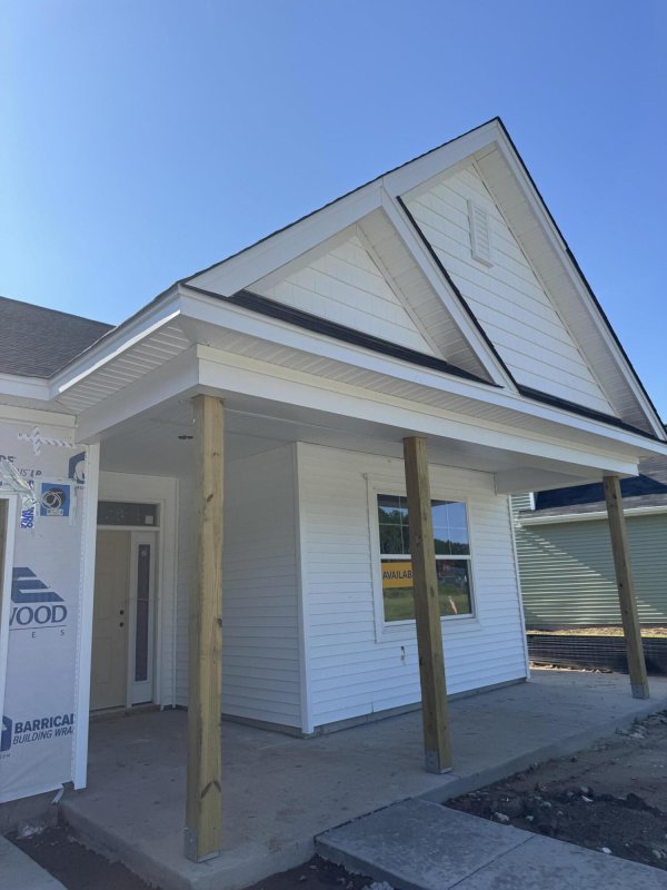 Property image 3 of 126 Shingle Oak Drive in Oakley Pointe, Moncks Corner, SC 29461