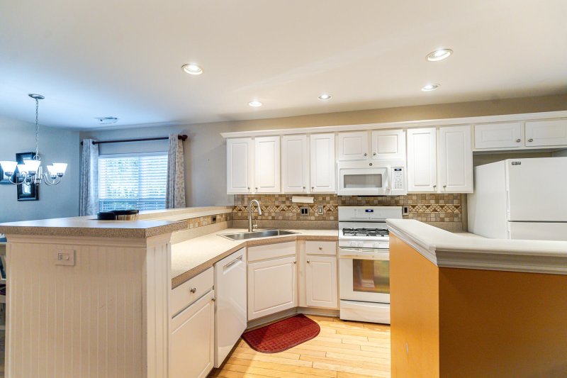 Property image 5 of 1500 Yellow Hawthorn Circle in Summer Wood, Summerville, SC 29483