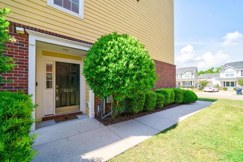 Property image 3 at 9212 Southern Oak Lane, Ladson, SC 29456