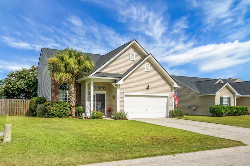 Property image 2 of 9717 Stockport Circle in Buckshire, Summerville, SC 29485