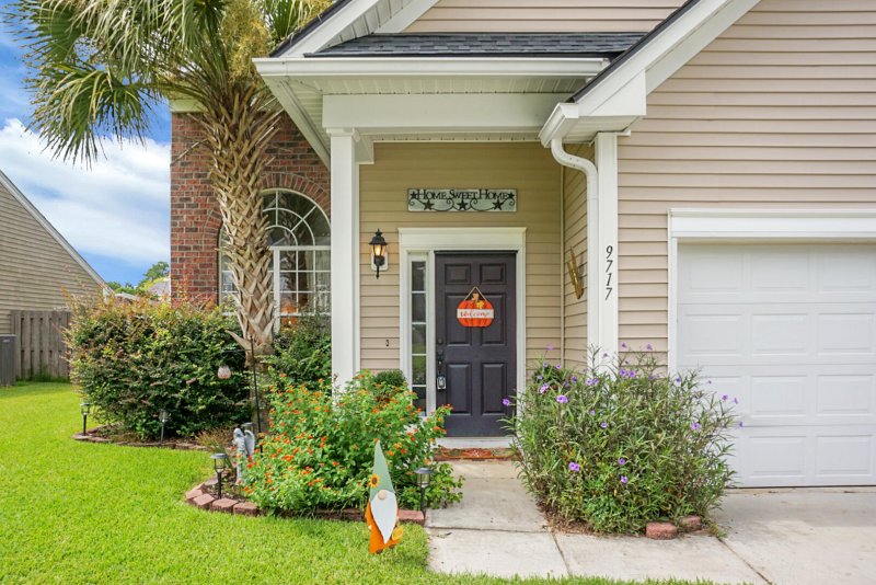 Property image 4 of 9717 Stockport Circle in Buckshire, Summerville, SC 29485