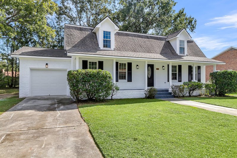 Property image 3 at 434 Fox Hunt Road, Goose Creek, SC 29445