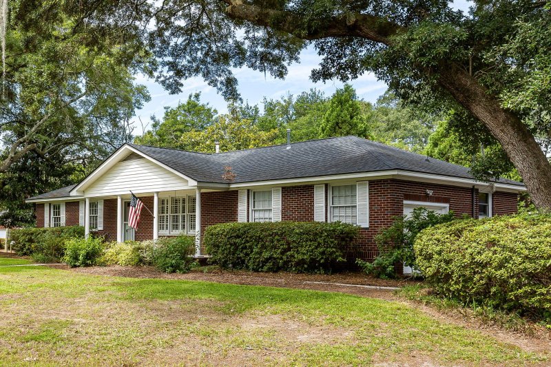 Property image 3 at 1789 Balfoure Drive, Charleston, SC 29407