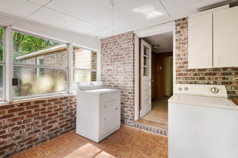 Property image 5 at 4822 Parker Drive, North Charleston, SC 29405