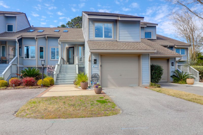 Harbor Creek, Charleston Community