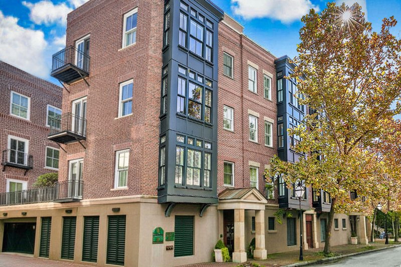 36 Prioleau Street B