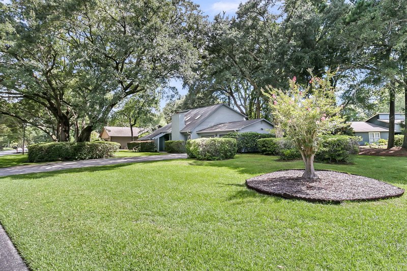 Property image 2 at 1185 Parkway Drive, Mount Pleasant, SC 29464