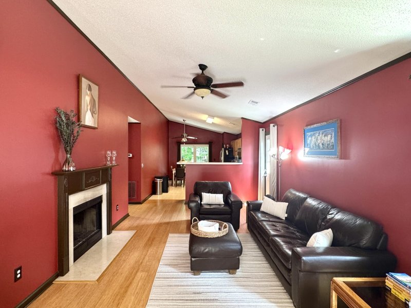 Property image 5 of 253 Muirfield Parkway in Shadowmoss, Charleston, SC 29414