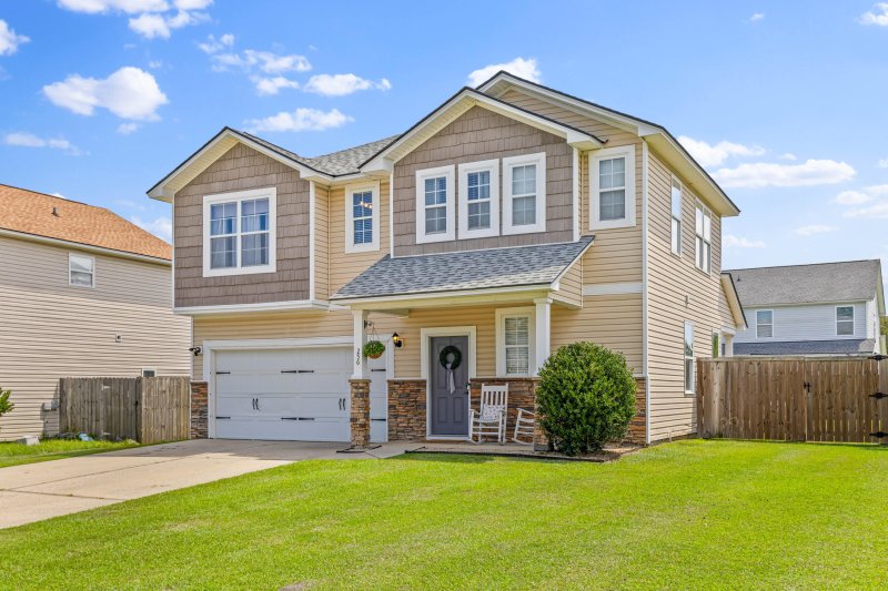 Property image 2 of 256 Meadow Wood Road in Felder Creek, Summerville, SC 29486