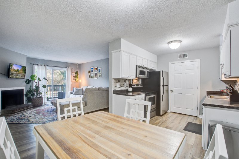 Property image 2 of 1402 Camp Road 16f in Point James, Charleston, SC 29412