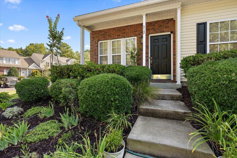 312 Kelsey Boulevard