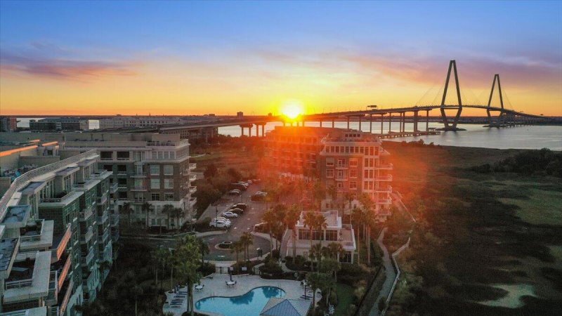 252 Cooper River Drive