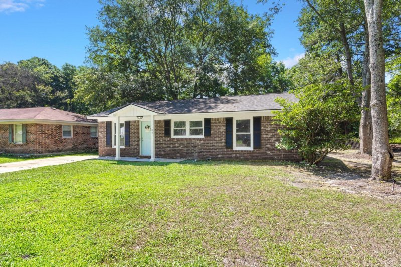 Property image 2 at 100 Louise Court, Ladson, SC 29456