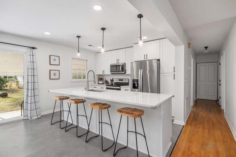 Property image 3 of 4719 Yardley Drive in Wando Woods, North Charleston, SC 29405