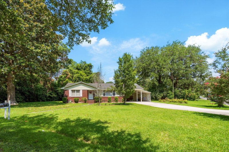 Property image 4 of 1900 Morgan Avenue in Aichele Terrace, North Charleston, SC 29406