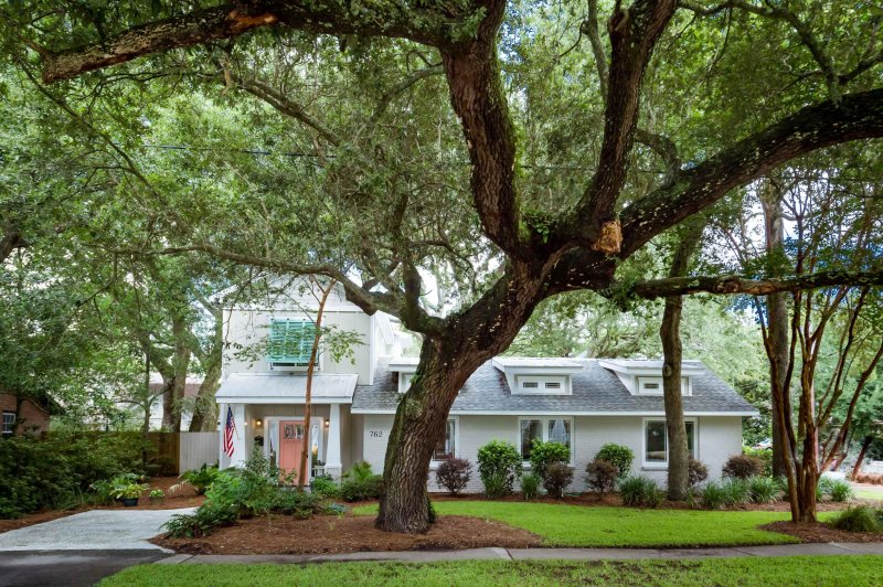 Property image 4 at 762 Mccants Drive, Mount Pleasant, SC 29464