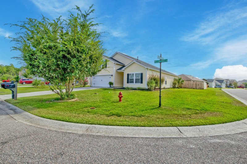 Property image 2 at 314 Willow Tree Lane, Goose Creek, SC 29445