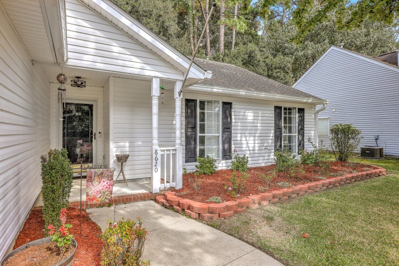 Property image 2 of 8620 Coppergrove Drive in Whitehall, North Charleston, SC 29420