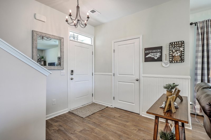 Property image 4 of 923 Woodside Creek Lane in Cane Bay Plantation, Summerville, SC 29486