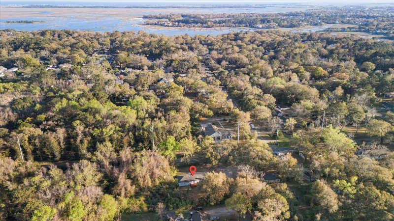Property image 3 of 1174 Fort Johnson Road in James Island, Charleston, SC 29412