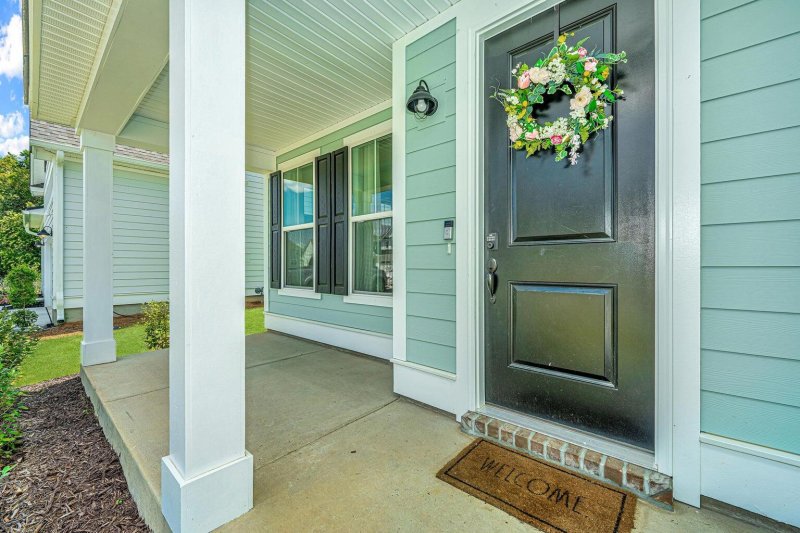 Property image 4 of 411 Grove End Road in Abbey Walk, Moncks Corner, SC 29461