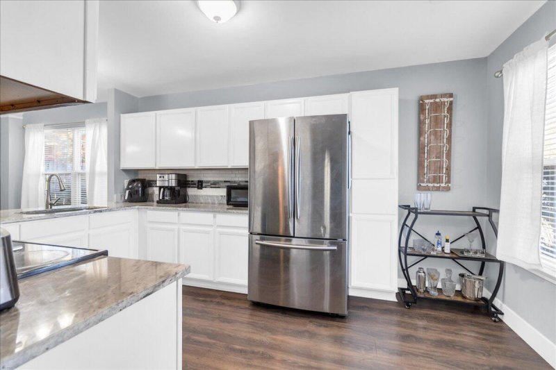 Property image 5 of 7350 Stoney Moss Way in Tanner Plantation, Hanahan, SC 29410