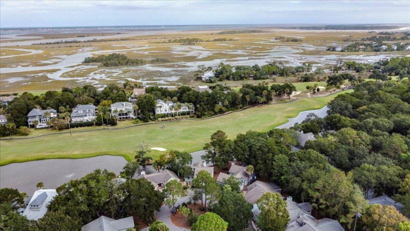 Property image 3 of 7 Lake Village Ln in Wild Dunes, Isle of Palms, SC 29451