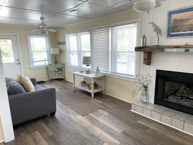 Property image 4 of 1001 Palmetto Boulevard in Edisto Beach, Edisto Island, SC 29438