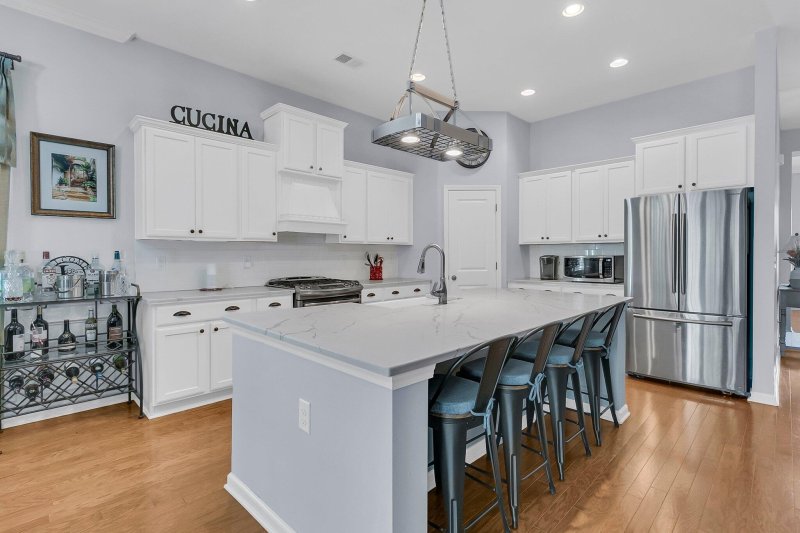 Property image 4 of 112 Riviera Drive in Pine Forest Country Club, Summerville, SC 29483