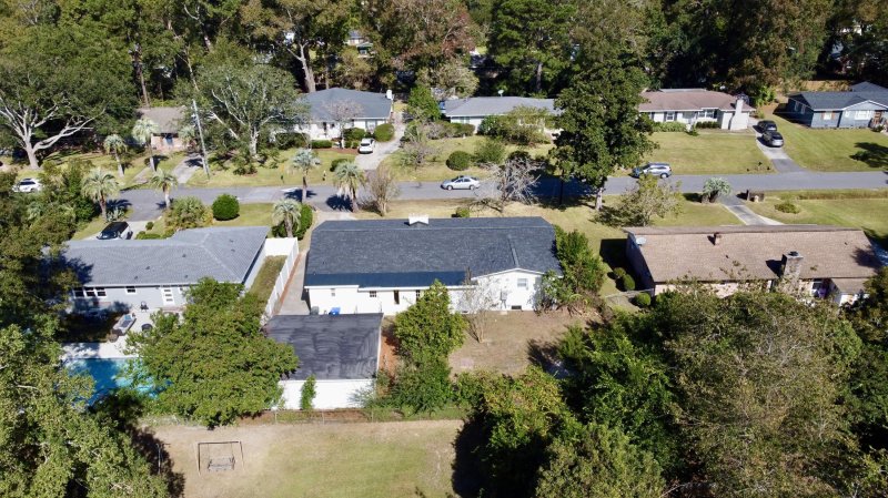 Property image 5 at 1049 Browning Drive, Charleston, SC 29407