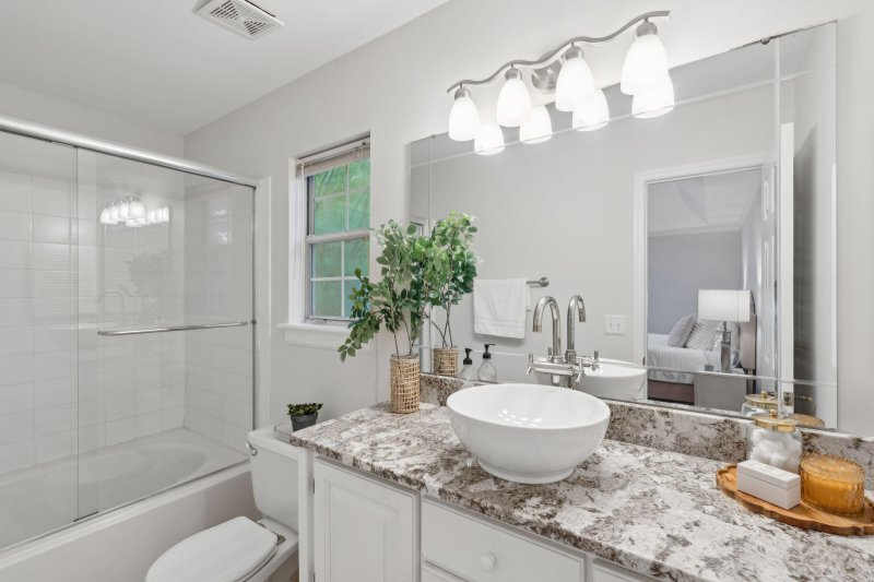 Property image 5 at 543 Castle Hall Road, Mount Pleasant, SC 29464