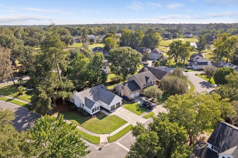 Property image 3 of 56 Oatly Circle in Shadowmoss, Charleston, SC 29414