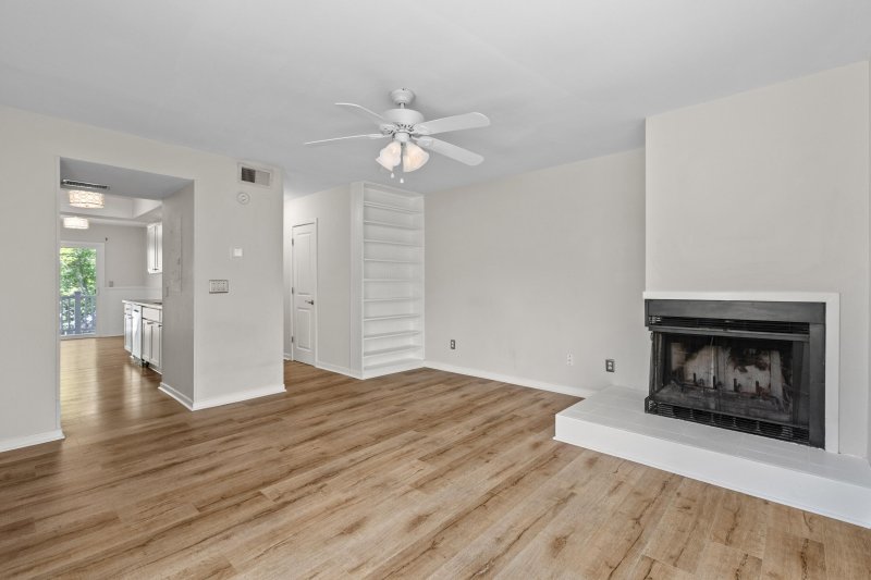 Property image 4 of 2333 Tall Sail Drive 607 in Seagate, Charleston, SC 29414