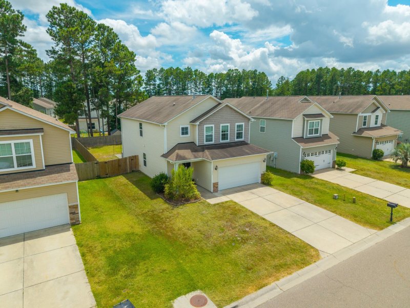 Property image 2 of 111 Brookhaven Road in Cane Bay Plantation, Summerville, SC 29486