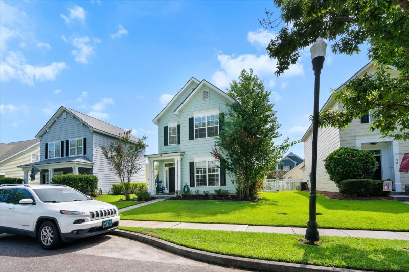 Property image 3 of 319 Pimpernel Street in White Gables, Summerville, SC 29483